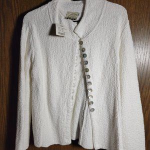 Gorgeous NWT Radio Road White Boucle Jacket with Mother of Pearl Buttons